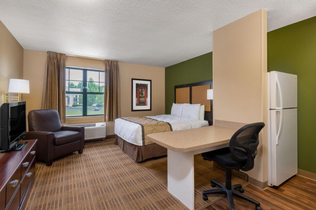 Suburban Studios Columbus Bradley Park Exteriér fotografie