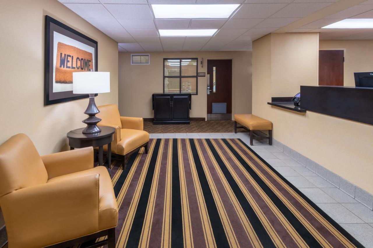 Suburban Studios Columbus Bradley Park Exteriér fotografie
