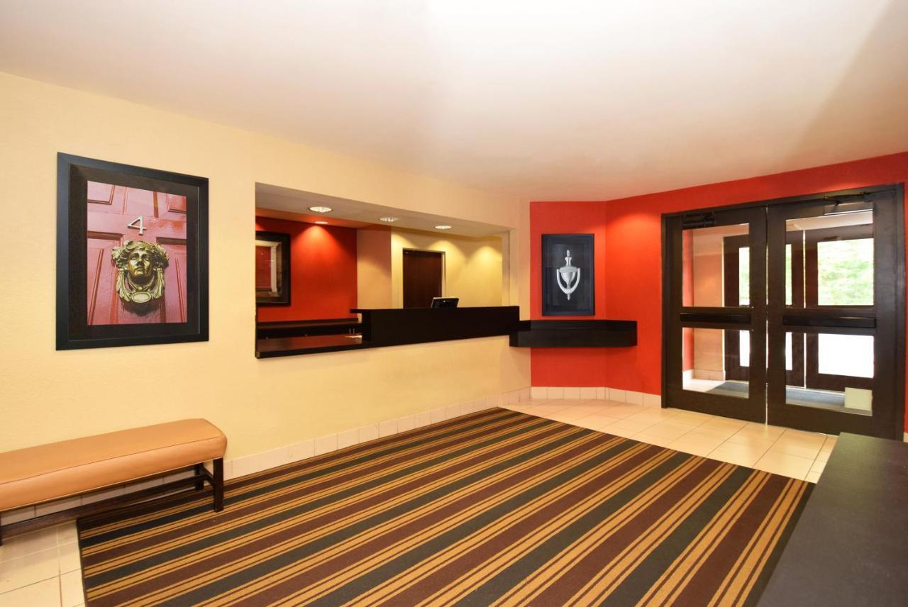 Suburban Studios Columbus Bradley Park Exteriér fotografie